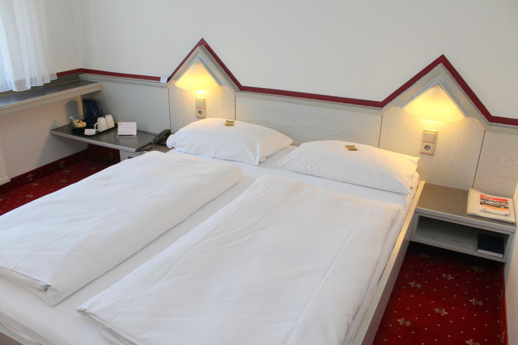 A.C. Hotel Hoferer Stoccarda Camera foto